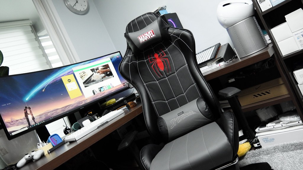 What gaming chair does myth use?