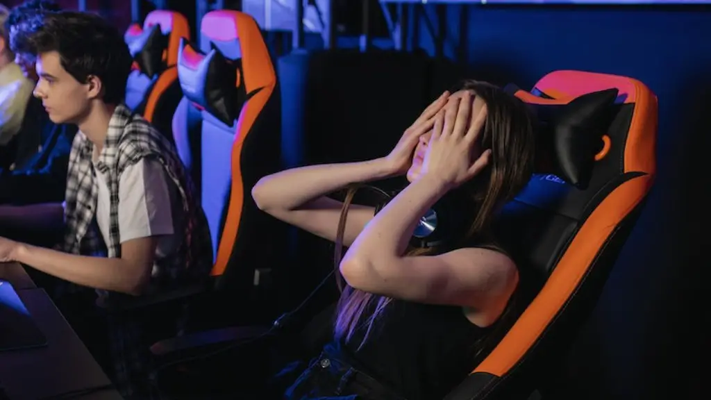 How to fix gaming chair leaning back?