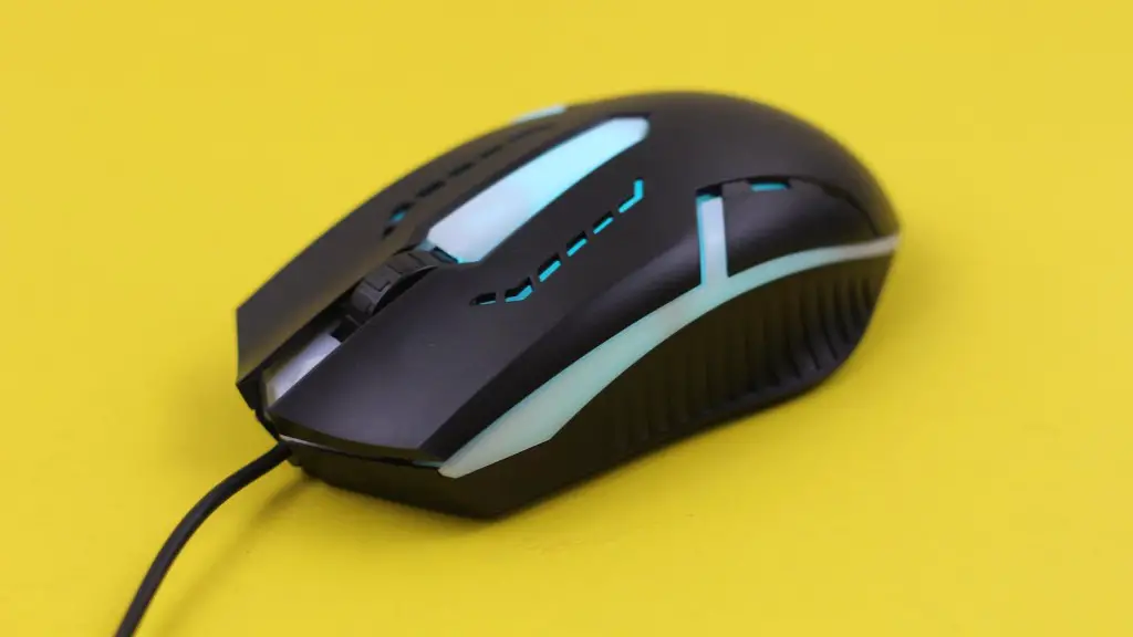 How to charge the g903 gaming mouse youtube?